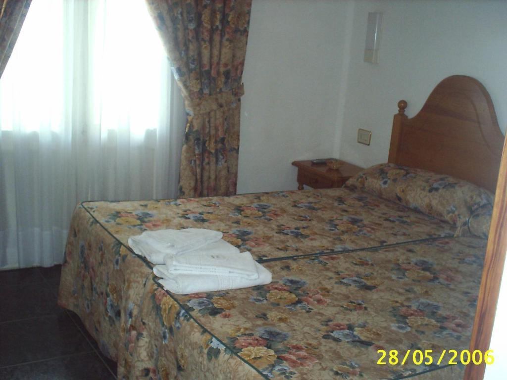 Hotel Gabarre Broto Habitación foto